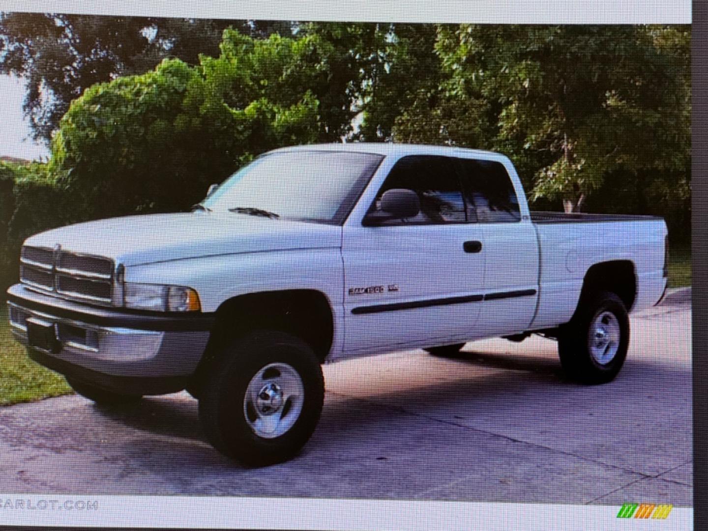 1999 White Dodge Ram 1500 Quad Cab Long Bed 2WD (3B7HC13Z4XM) with an 5.9L V8 OHV 16V engine, located at 2190 Hwy 95, Bullhead City, AZ, 86442, (928) 704-0060, 0.000000, 0.000000 - Photo#0